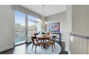 239 Cosmopolitan Ct, Sarasota, FL 34236, Sold 04/29/22