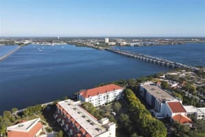 210 3rd St W, Bradenton, FL 34205, Sold 05/13/22
