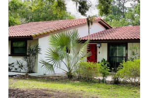 2974 57TH ST, SARASOTA, FL 34243 Sold 07/01/22