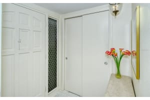 6939 Woodwind Dr, Sarasota, FL 34231, Sold 03/31/22