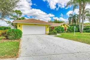 1128 Hoover St, Nokomis, FL 34275, Sold 05/03/22