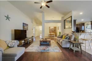 8914 52nd Ave E, Palmetto, FL 34221, Sold 04/25/22