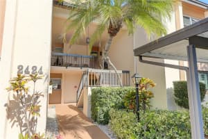 2424 Clubhouse Cir, Sarasota, FL 34232, Sold 03/31/22