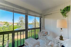 2424 Clubhouse Cir, Sarasota, FL 34232, Sold 03/31/22