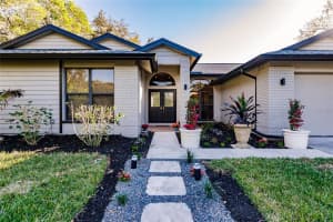 4002 Woodview Dr, Sarasota, FL 34232, Sold 04/14/22