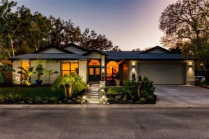 4002 Woodview Dr, Sarasota, FL 34232, Sold 04/14/22