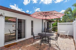 3504 Auburn Ct, Sarasota, FL 34231, Sold 05/02/22