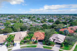 6420 Falcon Lair Dr, North Port, FL 34287, Sold 04/20/22