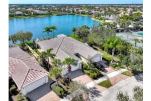 5919 Benevento Dr, Sarasota, FL 34238, Sold 04/06/22