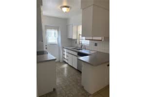 3842 Hawkeye Cir, Sarasota, FL 34232, Sold 04/11/22