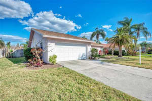 6540 Waterford Cir, Sarasota, FL 34238, Sold 04/11/22