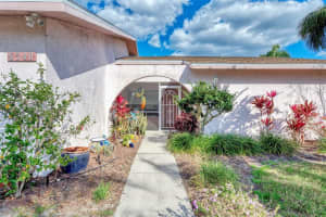 6540 Waterford Cir, Sarasota, FL 34238, Sold 04/11/22