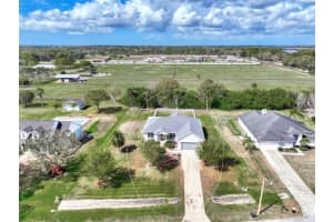 814 128th St NE, Bradenton, FL 34212, Sold 04/14/22