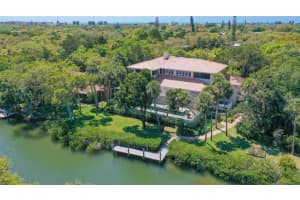 5207 Hidden Harbor Rd, Siesta Key, FL 34242, Sold 05/25/22