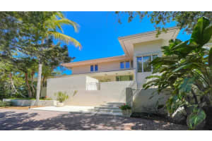 5207 Hidden Harbor Rd, Siesta Key, FL 34242, Sold 05/25/22