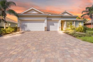 8284 Barton Farms Blvd, Sarasota, FL 34240, Sold 04/11/22