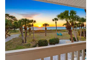 513 Casey Key Rd, Nokomis, FL 34275, Sold 05/18/22
