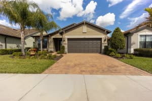 5964 Snowy Egret Dr, Sarasota, FL 34238, Sold 04/13/22