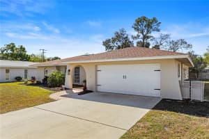 3626 Breezemont Dr, Sarasota, FL 34232, Sold 04/07/22