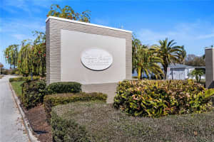 3626 Breezemont Dr, Sarasota, FL 34232, Sold 04/07/22