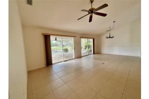 4763 Hamlets Grove Drive, Sarasota, FL 34235, Sold 05/19/22