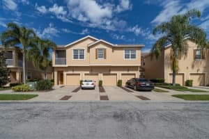 3423 Parkridge Cir, Sarasota, FL 34243, Sold 04/20/22