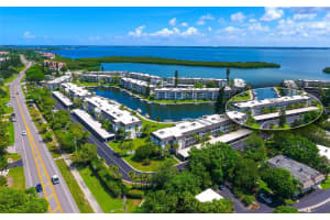 4330 Falmouth Dr, Longboat Key, FL 34228, Sold 04/14/22
