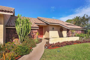 404 Firethorn Ave, Englewood, FL 34223, Sold 05/16/22