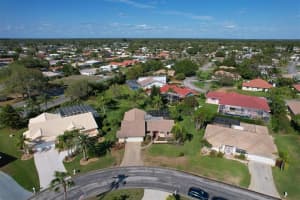 404 Firethorn Ave, Englewood, FL 34223, Sold 05/16/22