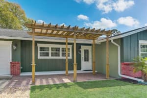 3647 Woodmont Dr, Sarasota, FL 34232, Sold 04/22/22