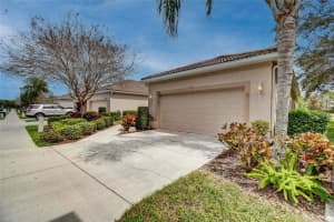 4136 Cascade Falls Dr, Sarasota, FL 34243, Sold 05/03/22