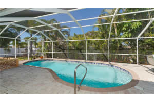 7112 39th Ln E, Sarasota, FL 34243, Sold 04/14/22