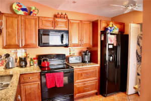 4436 Winston Ln S, Sarasota, FL 34235, Sold 04/22/22