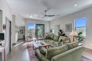 12 N School Ave, Sarasota, FL 34237, Sold 05/19/22