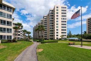 5920 Midnight Pass Rd, Siesta Key, FL 34242, Sold 05/04/22