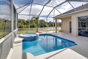 10531 Old Grove Cir, Bradenton, FL 34212, Sold 05/18/22