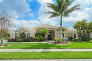 9056 Misty Creek Dr, Sarasota, FL 34241, Sold 03/28/22
