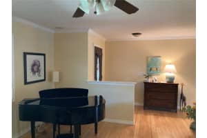 1368 Georgetowne Cir, Sarasota, FL 34232, Sold 04/22/22