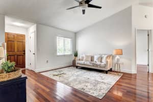 1675 Deer Hollow Blvd, Sarasota, FL 34232, Sold 03/22/22