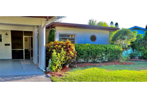 3522 Tree Line Dr, Sarasota, FL 34231, Sold 04/14/22