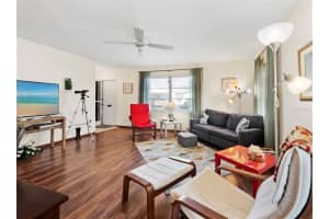 2202 Orange Blossom Ln, Bradenton, FL 34207, Sold 04/12/22