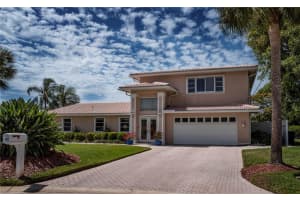 902 Contento St, Siesta Key, FL 34242, Sold 05/06/22