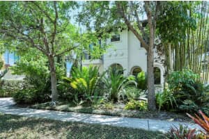 1730 Fortuna St, Sarasota, FL 34239, Sold 04/25/22
