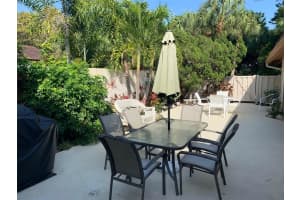 6408 Wood Owl Cir, Bradenton, FL 34210, Sold 04/08/22