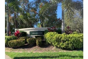 5608 29th St Cir E, Bradenton, FL 34203, Sold 04/29/22