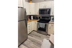 5152 Northridge Rd, Sarasota, FL 34238, Sold 04/25/22