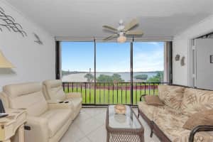 1608 Stickney Point Rd, Sarasota, FL 34231, Sold 05/03/22