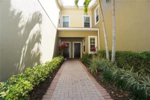 7934 Moonstone Dr, Sarasota, FL 34233, Sold 06/02/22