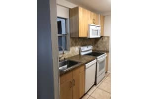 3331 Ramblewood Dr N, Sarasota, FL 34237, Sold 05/27/22