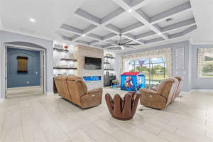 4825 Vasca Dr, Sarasota, FL 34240, Sold 04/19/22